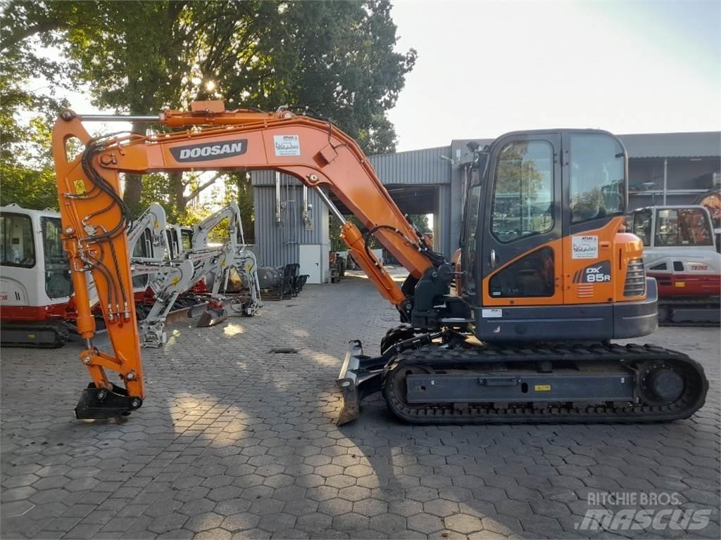 Doosan DX85R-3 Midikaivukoneet 7t - 12t