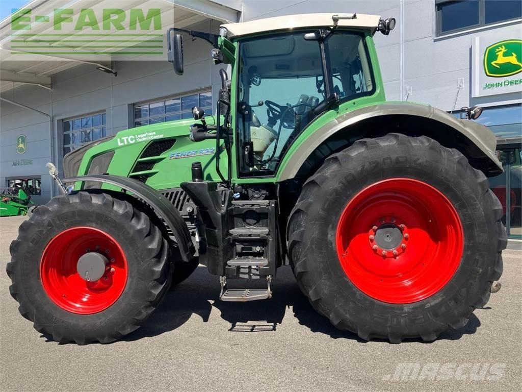 Fendt 822 Vario Traktorit