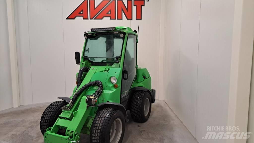 Avant 750 Liukuohjatut kuormaajat