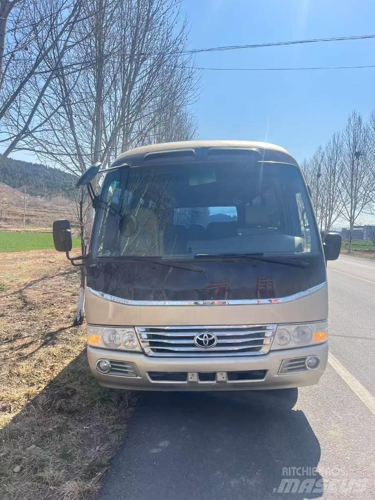 Toyota Coaster Linjaliikennebussit