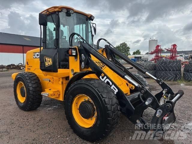 JCB 416 HT Pyöräkuormaajat
