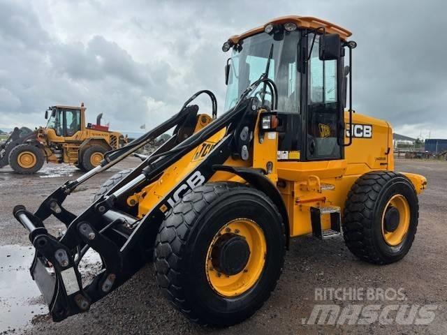 JCB 416 HT Pyöräkuormaajat