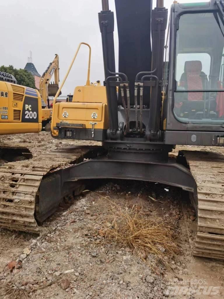 Volvo EC 210 DL Telakaivukoneet