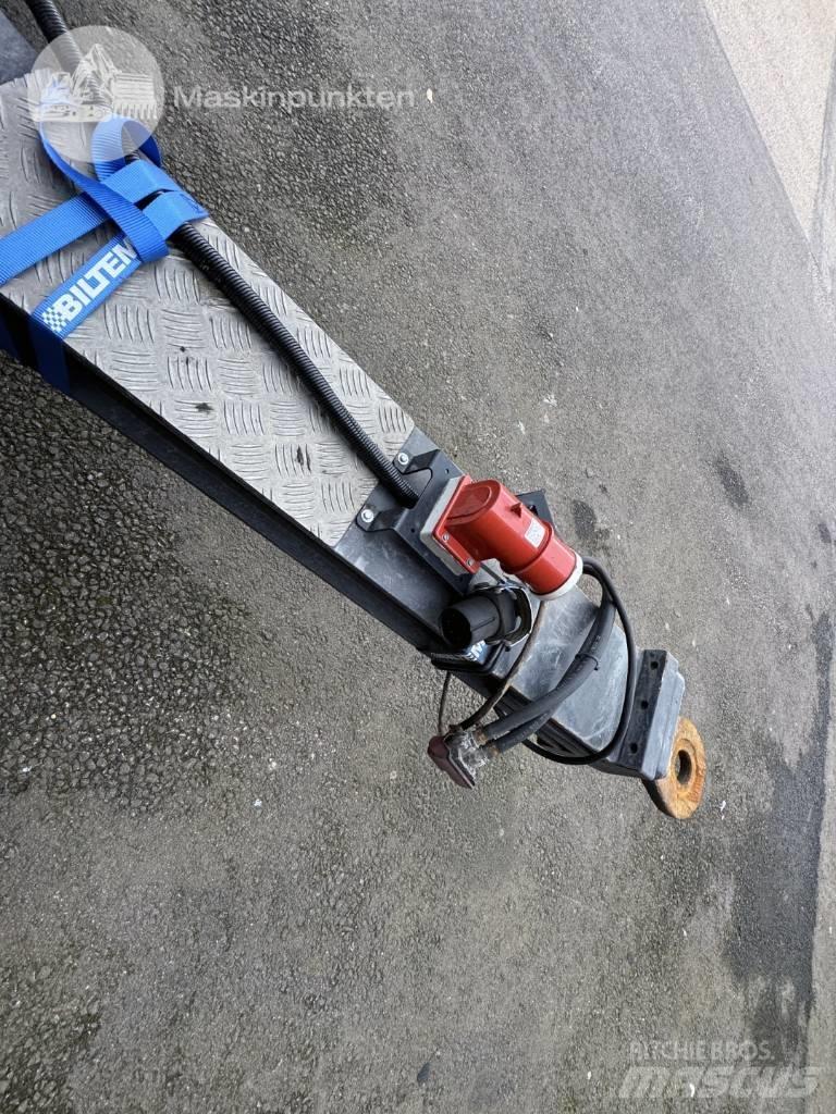 Parator SD 18 Dolly-apuvaunut