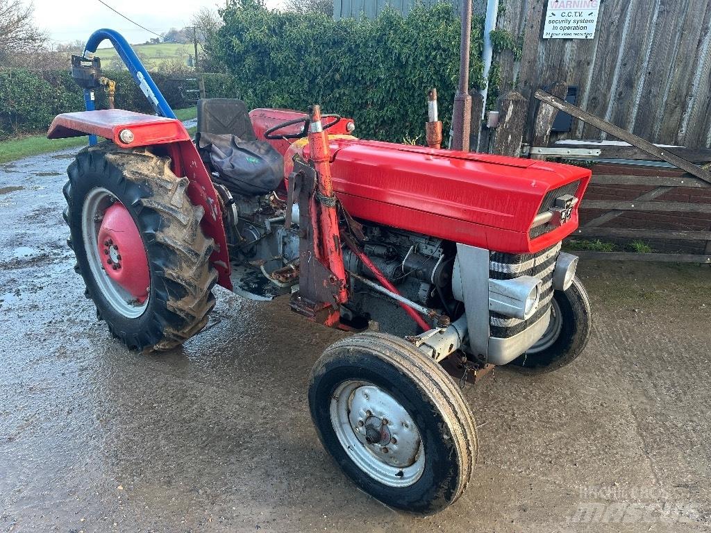 Massey Ferguson 135 Traktorit