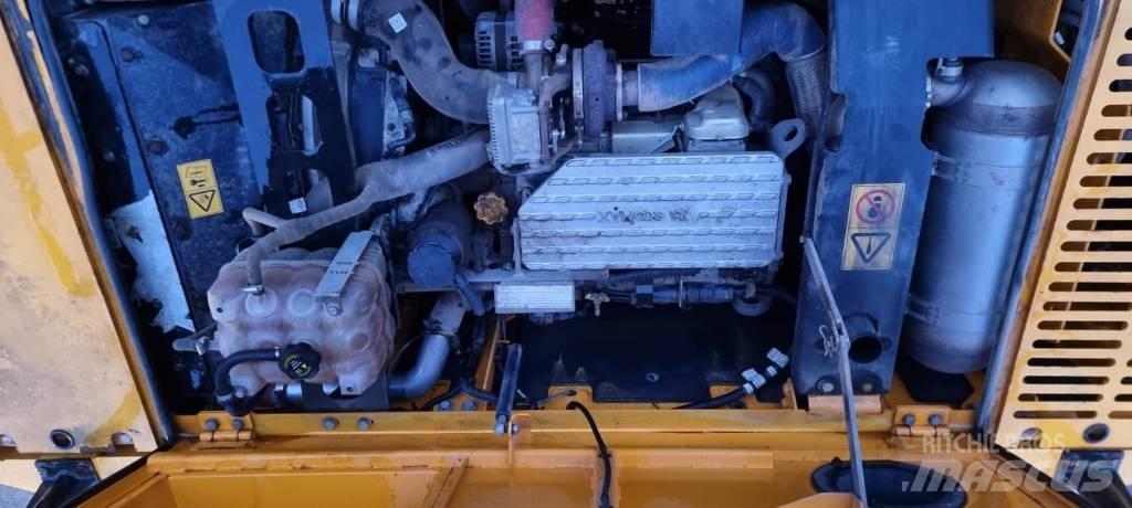 JCB 220 X Long Telakaivukoneet