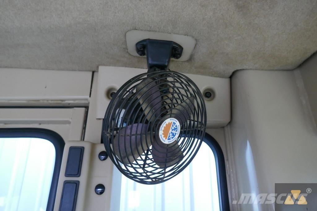 CAT 140H Tiehöylät