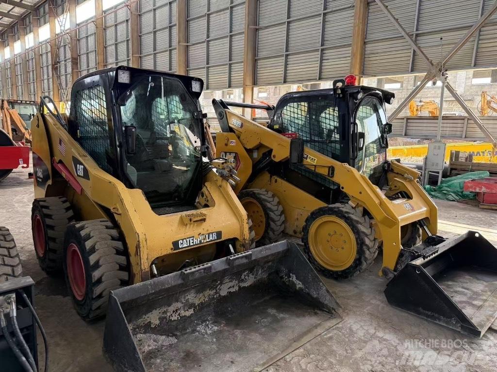 CAT 246C and 262D Liukuohjatut kuormaajat