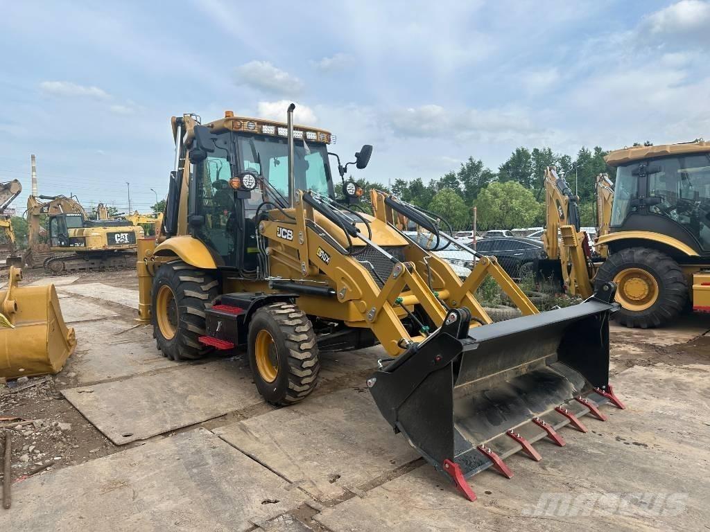 JCB 3 CX Kaivurikuormaajat