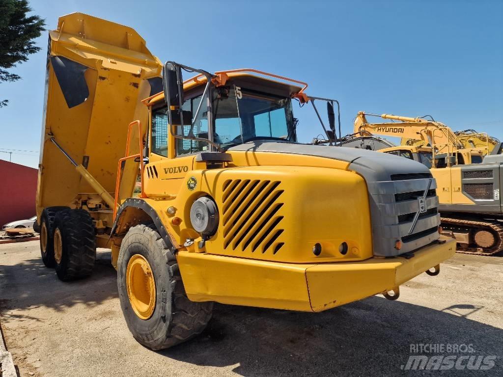 Volvo A 25 E Dumpperit