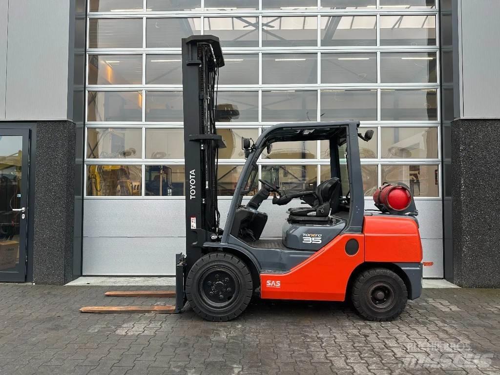 Toyota 8FGJF35 Muut haarukkatrukit
