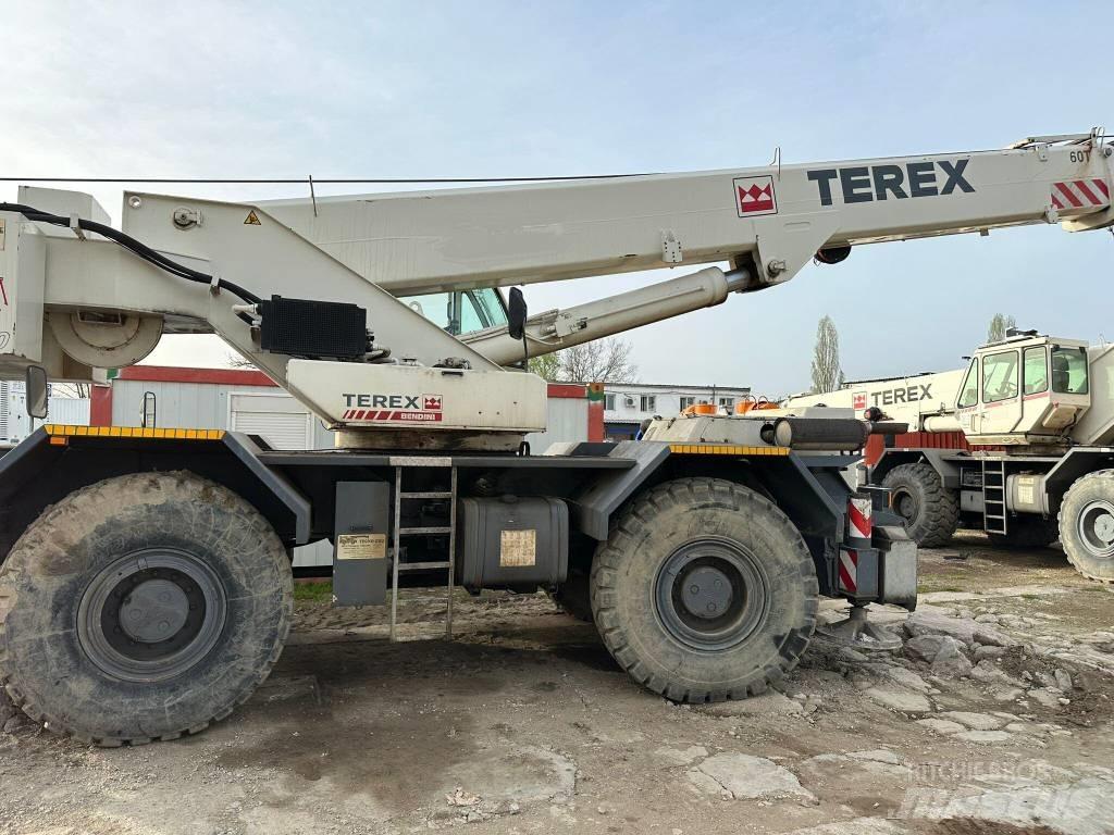Terex A 600 RT-nosturit