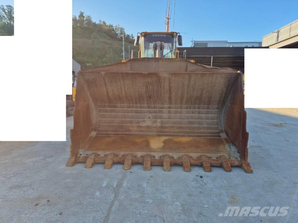 Volvo L 180 E Pyöräkuormaajat