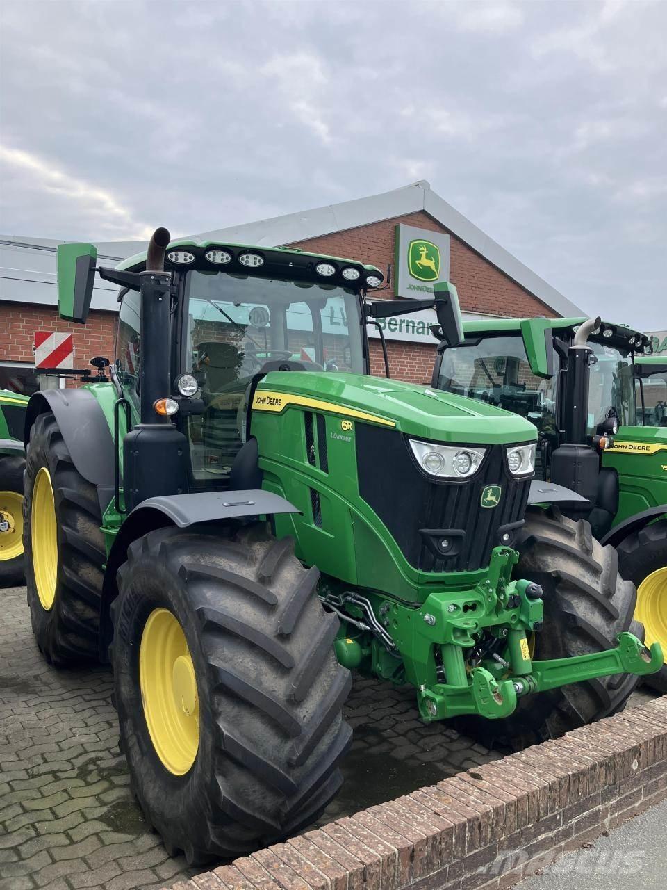 John Deere 6R 215 Traktorit