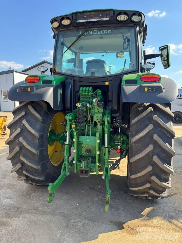  Jhon Deere 6R110 Traktorit