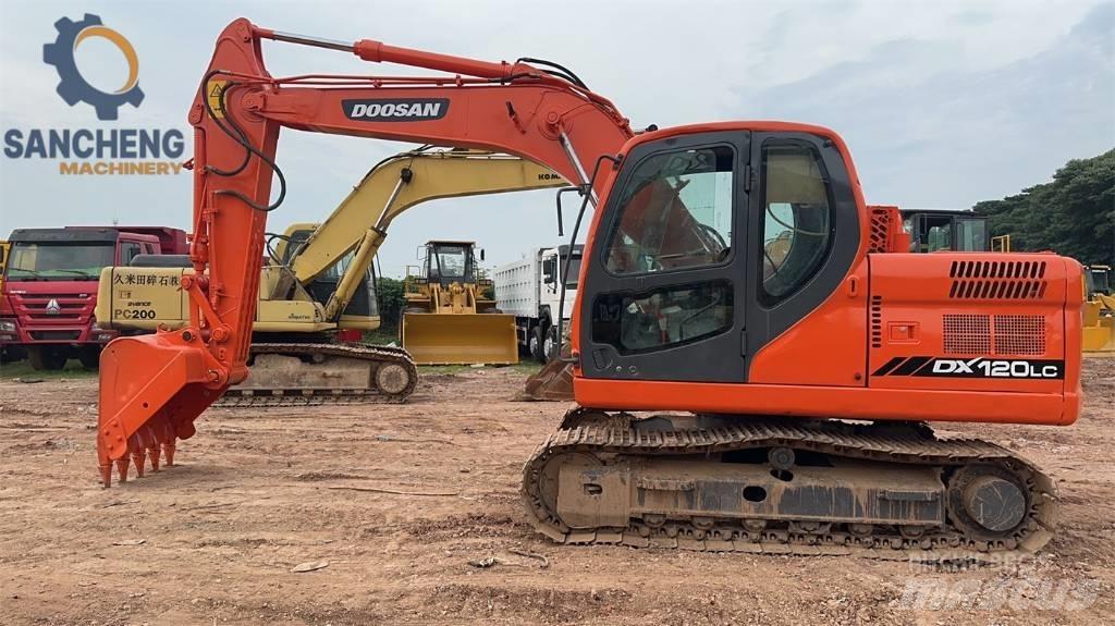 Doosan DX 120 Midikaivukoneet 7t - 12t