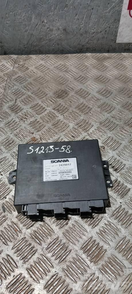 Scania R440  2429017 Sähkö ja elektroniikka
