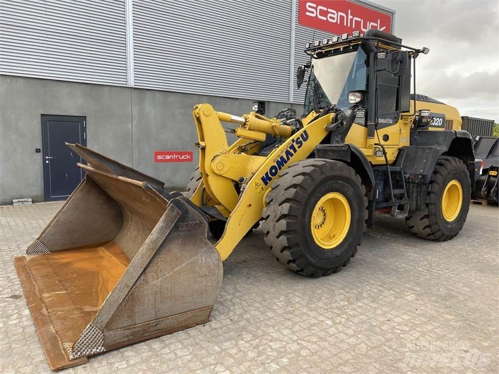 Komatsu WA320-8 Pyöräkuormaajat