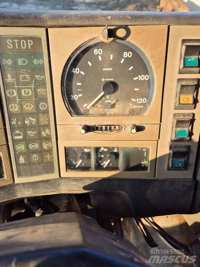 MAN 26.322 Nostovarsi-vaihtolavakuorma-autot