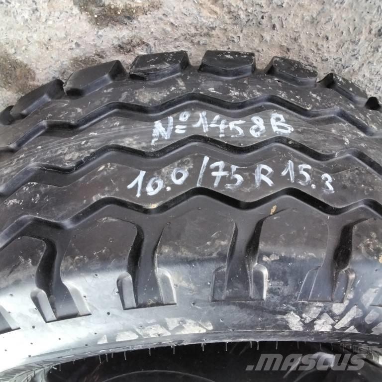 Advance 10.0/75R15.3 Renkaat ja vanteet