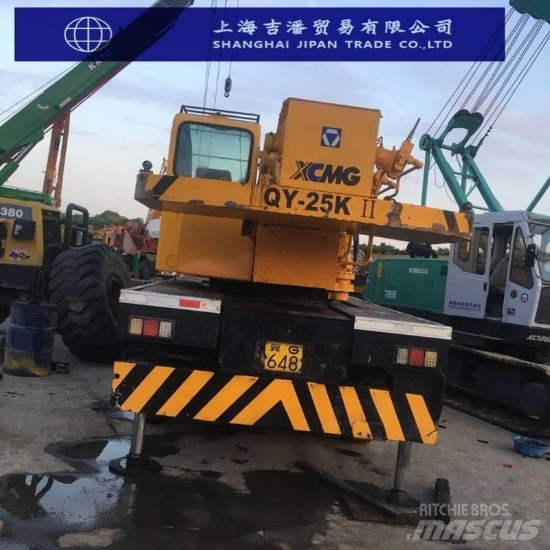 XCMG QY 25 Mobiilinosturit