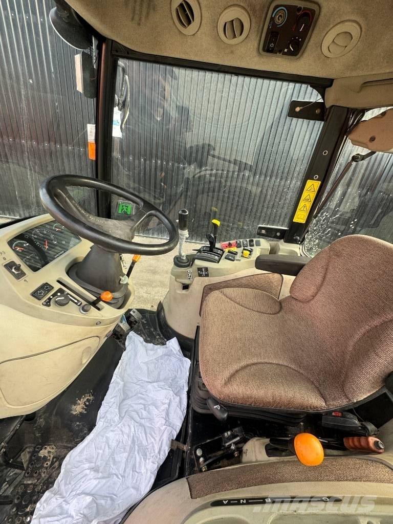 John Deere 3720 Taajamatraktorit