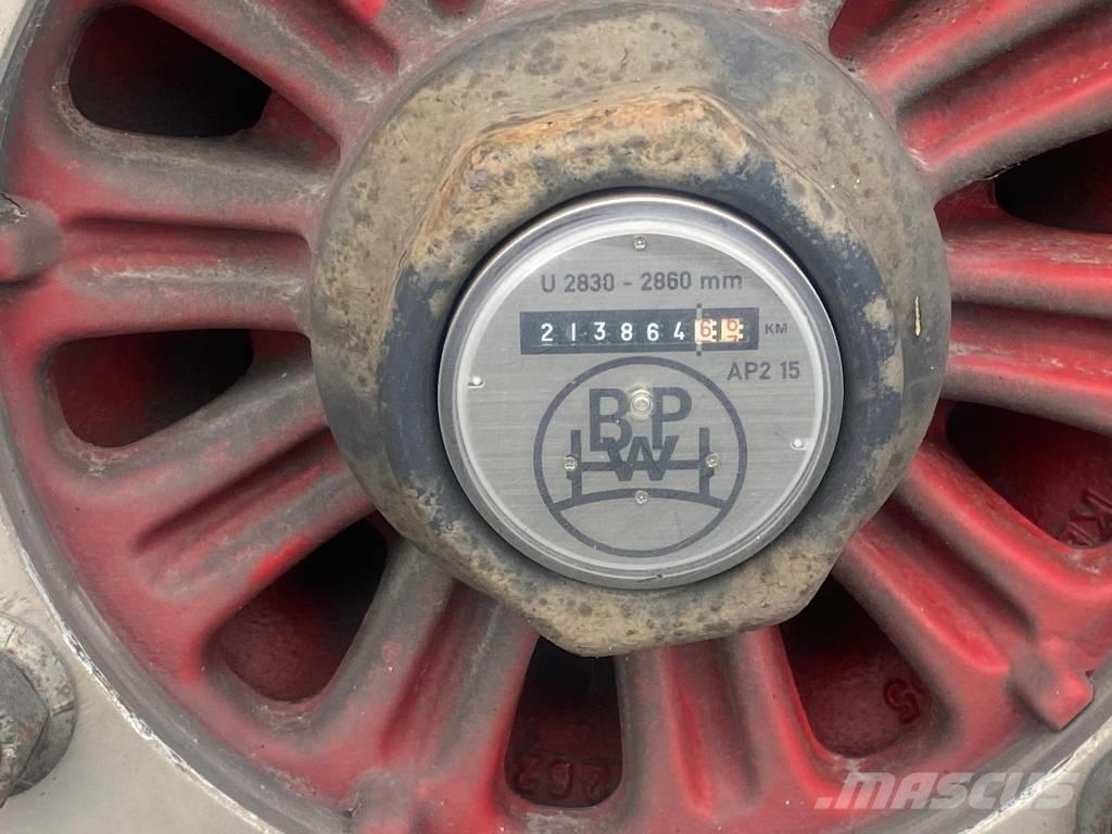 Schwarzmüller RH100 Puoliperävaunulavetit