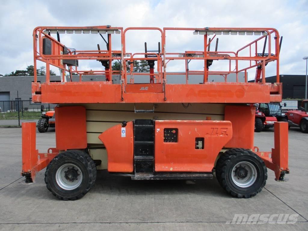 JLG 4394 RT (435) Saksilavat