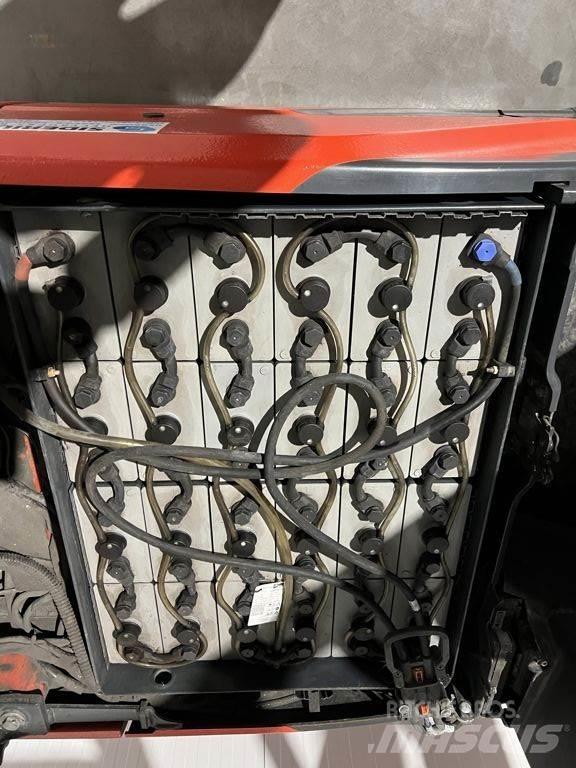 Linde E16-02 Sähkötrukit