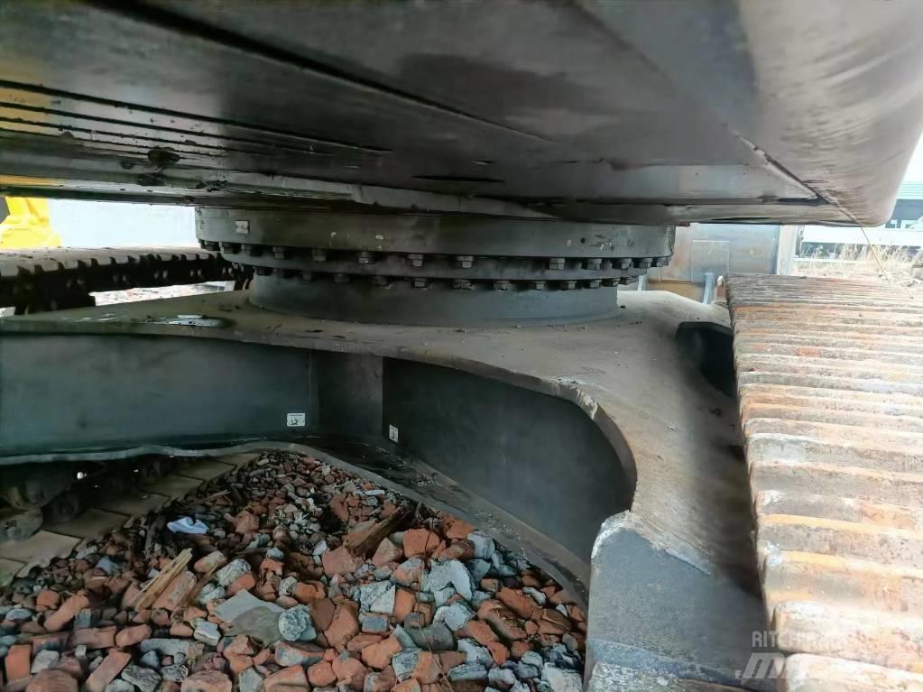 Volvo 480 Telakaivukoneet