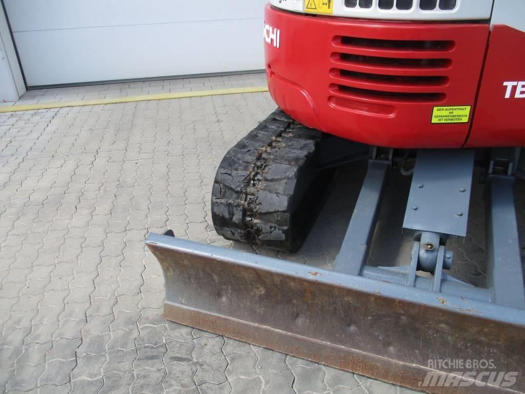 Takeuchi TB 153 FR Minikaivukoneet < 7t