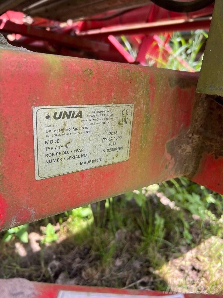 Unia PYRA 1600 Perunannostokoneet