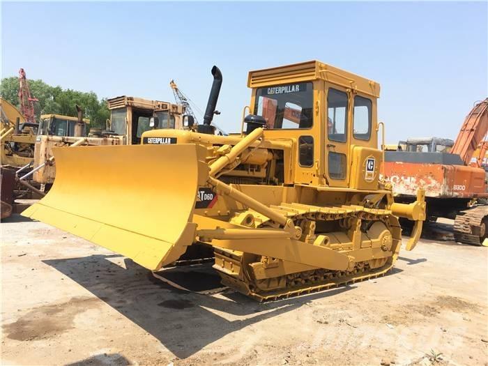 CAT D 6 D Telaketjupuskutraktorit