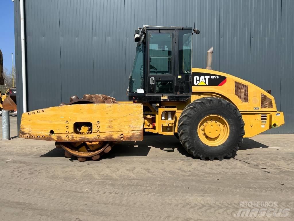 CAT CP76 Yksivalssijyrät