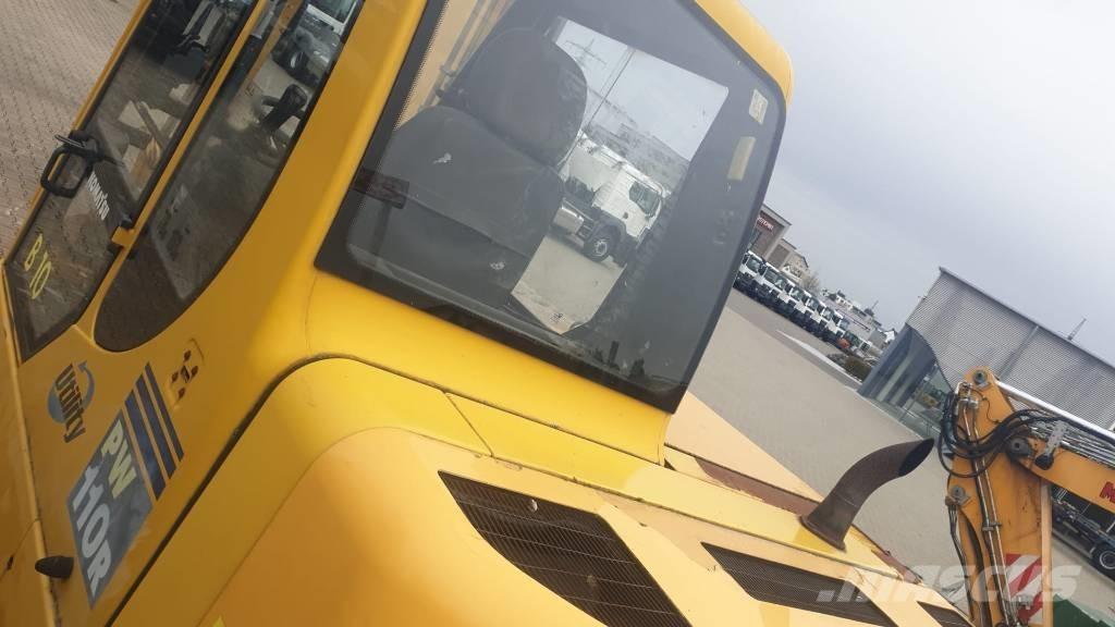 Komatsu PW 110 Pyöräkaivukoneet