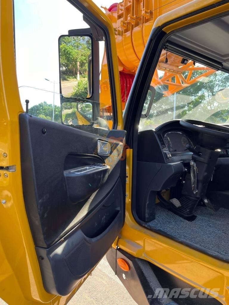 XCMG QY 50 K Mobiilinosturit