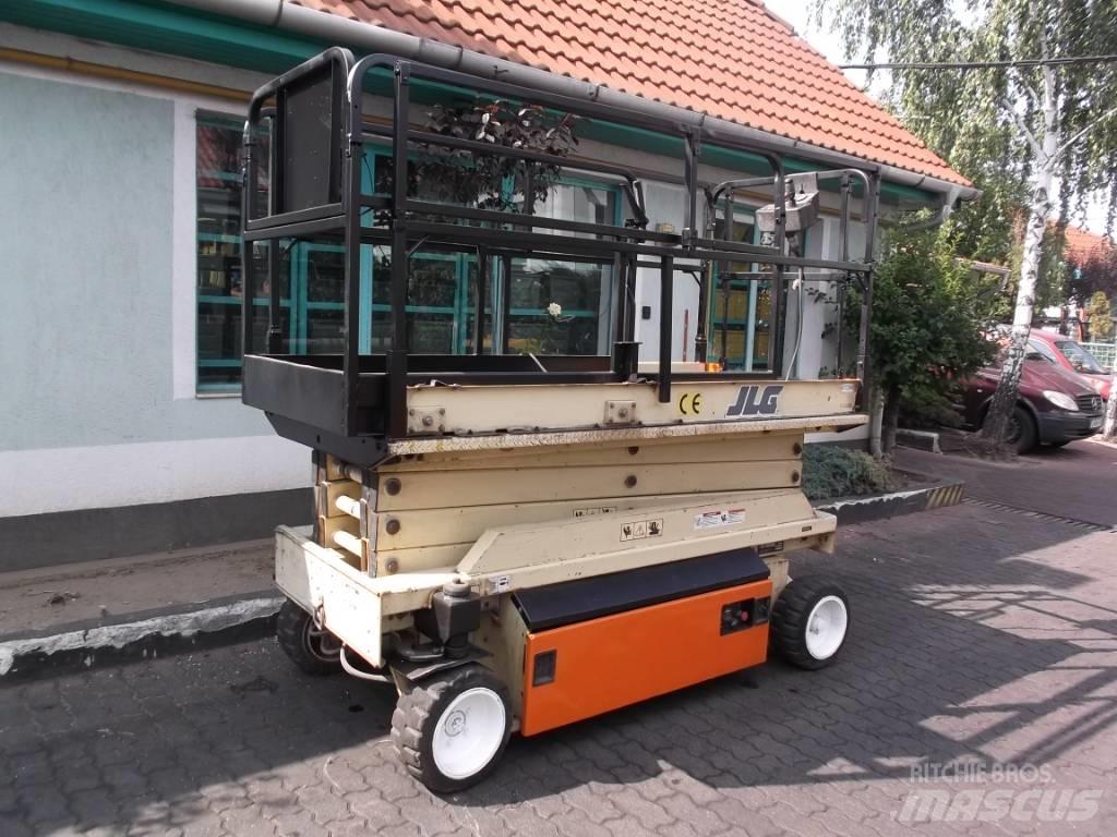 JLG 2646E      V-2288 Henkilönostimet ja nostolaitteet
