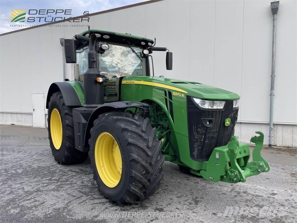John Deere 8370R Traktorit