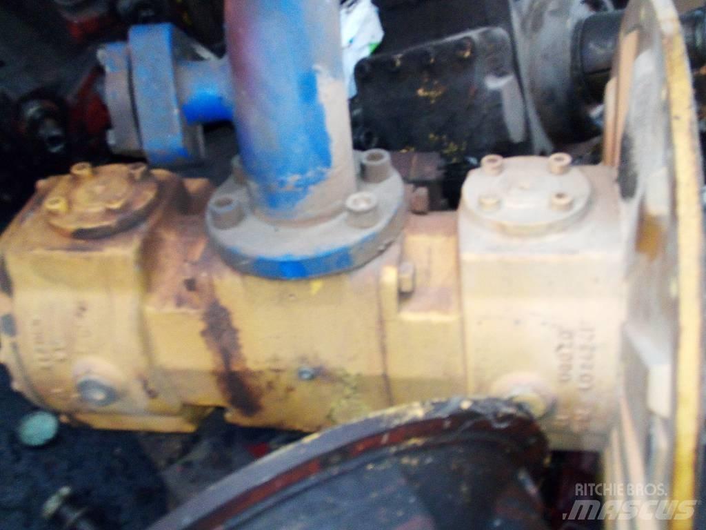Liebherr R 912 Hydrauliikka