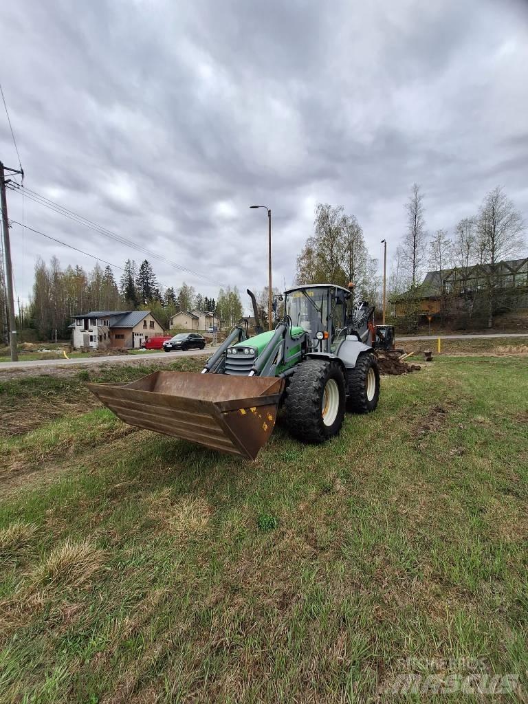 Lännen 8600 E Kaivurikuormaajat