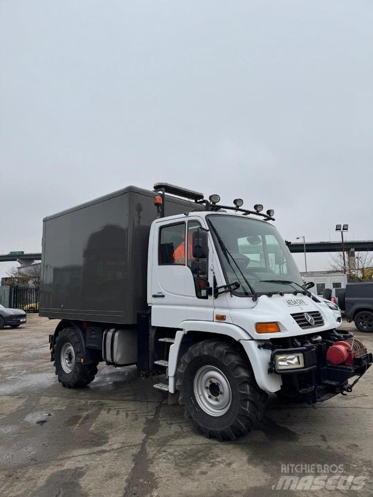 Unimog U300 Taajamakoneet
