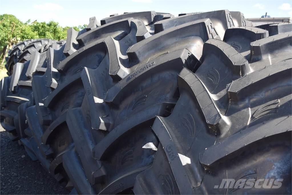  650/65R42 *GRI* Renkaat ja vanteet