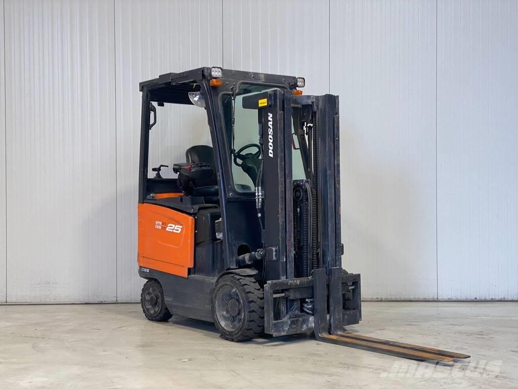 Doosan BC25S-7 Sähkötrukit