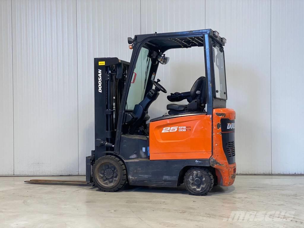 Doosan BC25S-7 Sähkötrukit