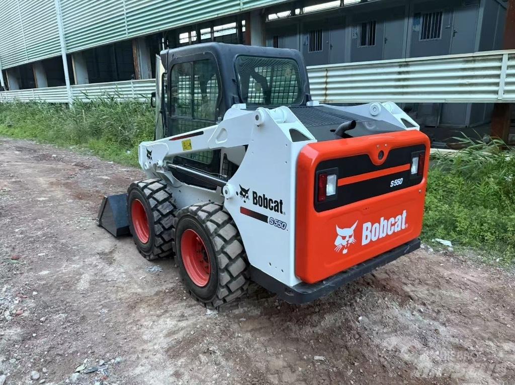 Bobcat S 550 Liukuohjatut kuormaajat