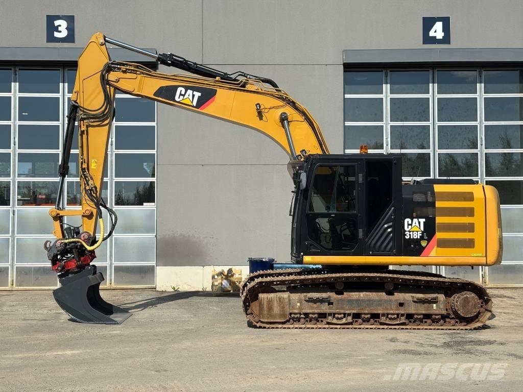 CAT 318 Telakaivukoneet