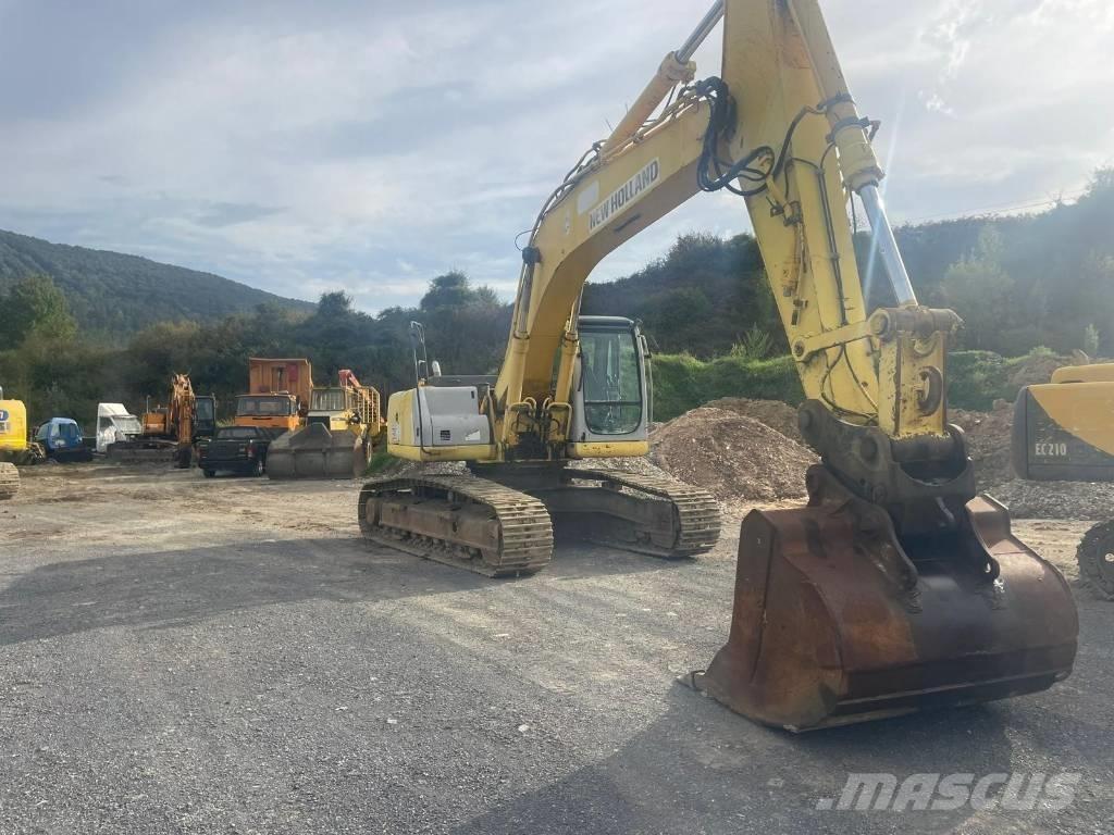 New Holland E 305 Telakaivukoneet