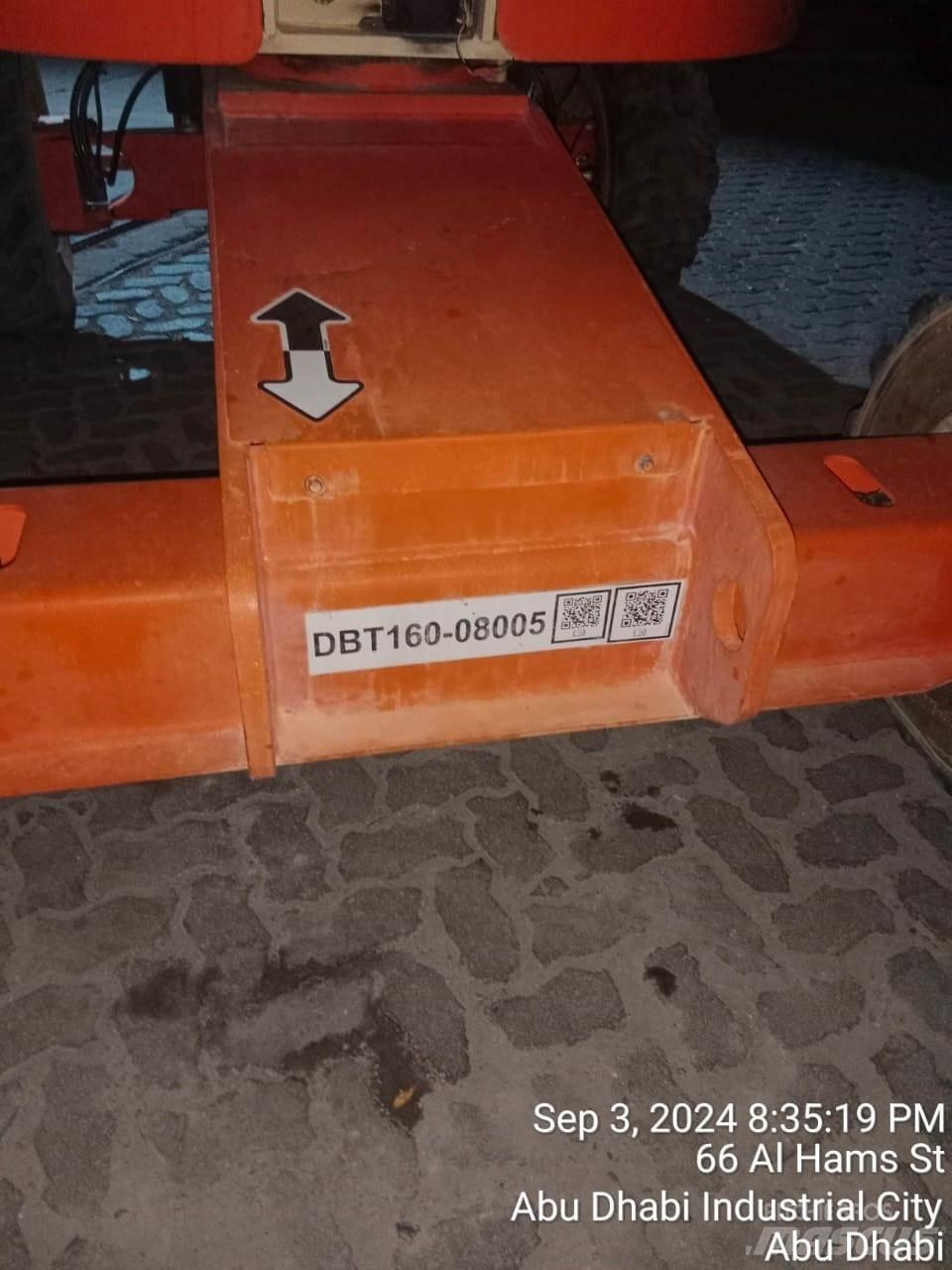 JLG 460SJ Teleskooppipuominostimet
