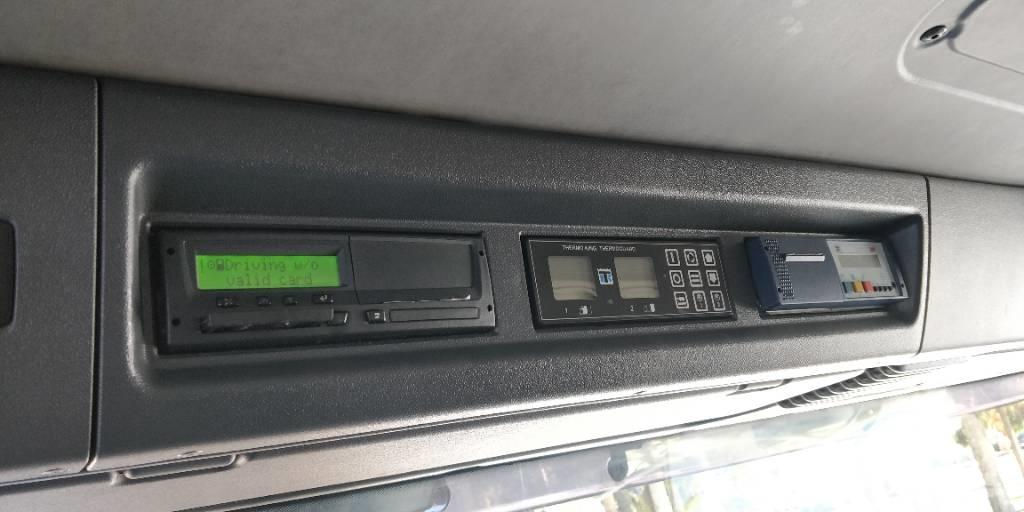 Scania P 230 Kylmä-/Lämpökori kuorma-autot