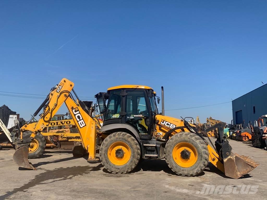 JCB 4 CX Kaivurikuormaajat
